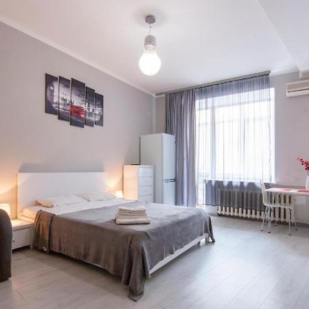 Home-Hotel Apartments On Maidan Nezalezhnosti Square Київ Екстер'єр фото