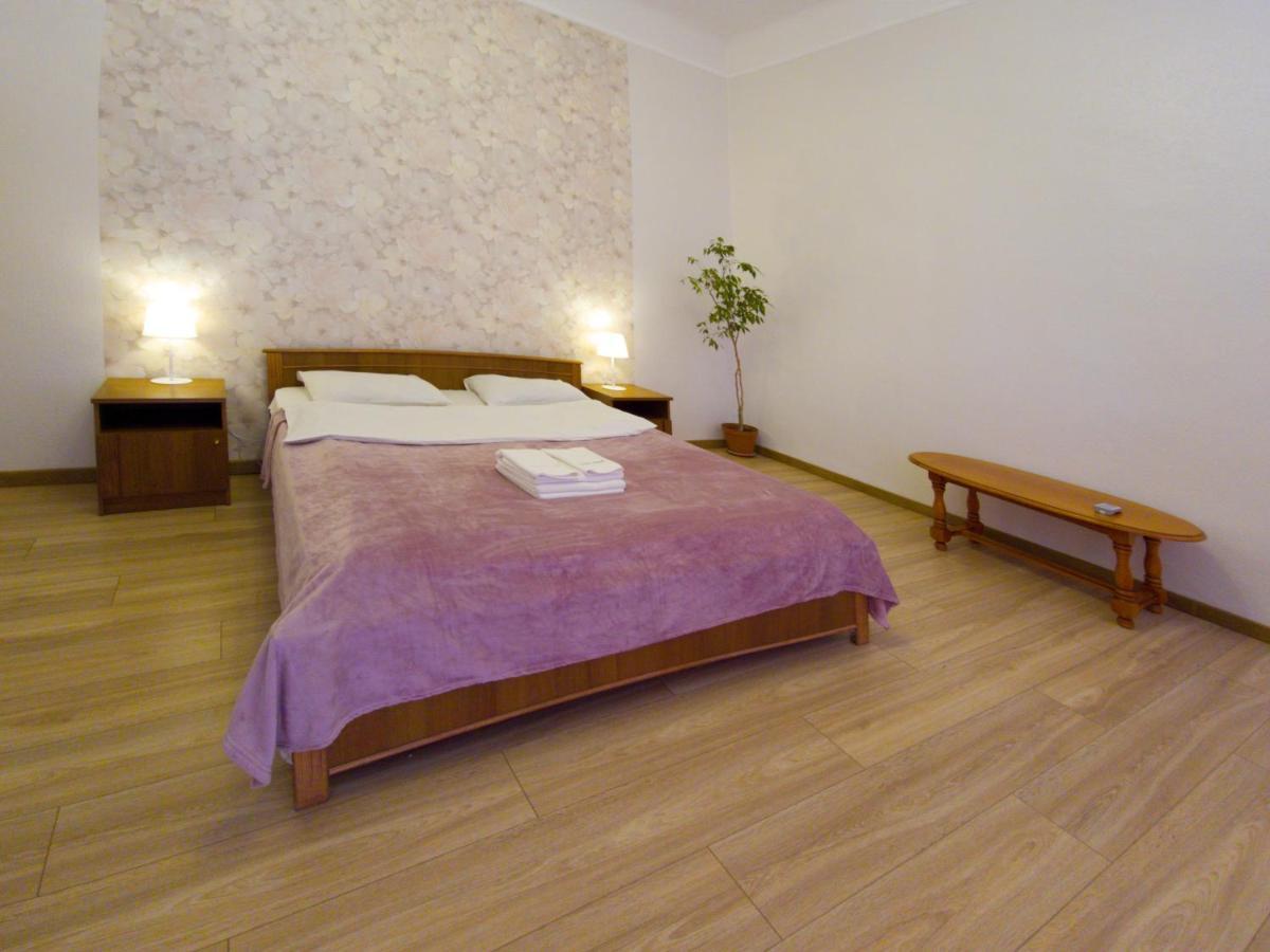 Home-Hotel Apartments On Maidan Nezalezhnosti Square Київ Екстер'єр фото