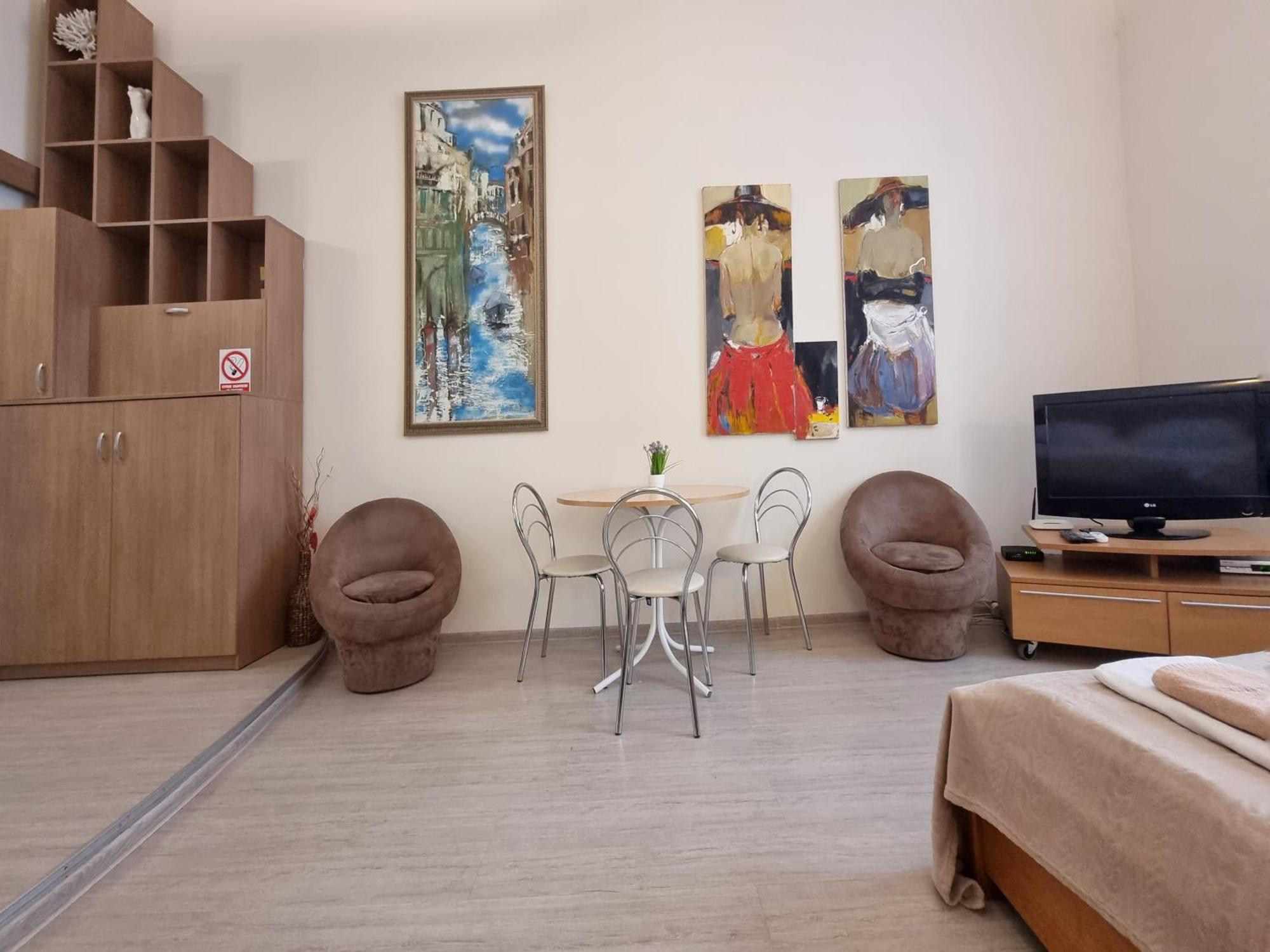 Home-Hotel Apartments On Maidan Nezalezhnosti Square Київ Екстер'єр фото