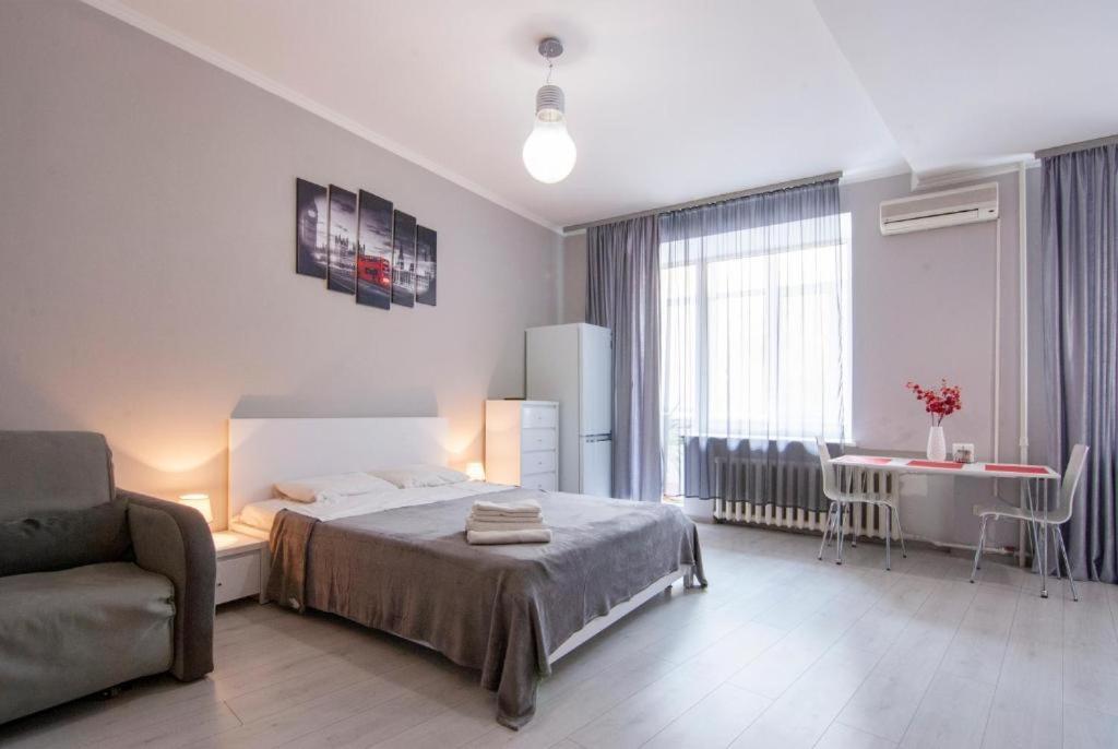 Home-Hotel Apartments On Maidan Nezalezhnosti Square Київ Екстер'єр фото