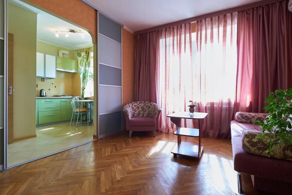 Home-Hotel Apartments On Maidan Nezalezhnosti Square Київ Екстер'єр фото