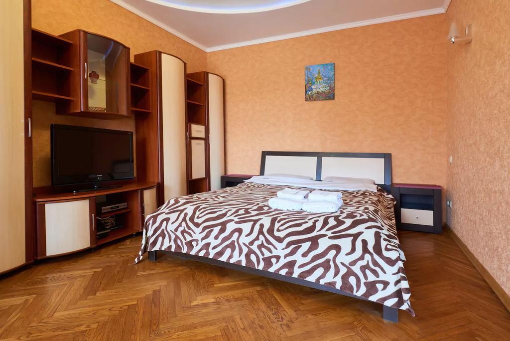 Home-Hotel Apartments On Maidan Nezalezhnosti Square Київ Екстер'єр фото